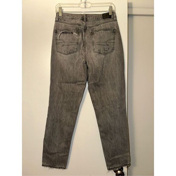 American Eagle Distressed Mom Jeans High Rise Gray Black Size 4 Gently Worn - Picture 4 of 13